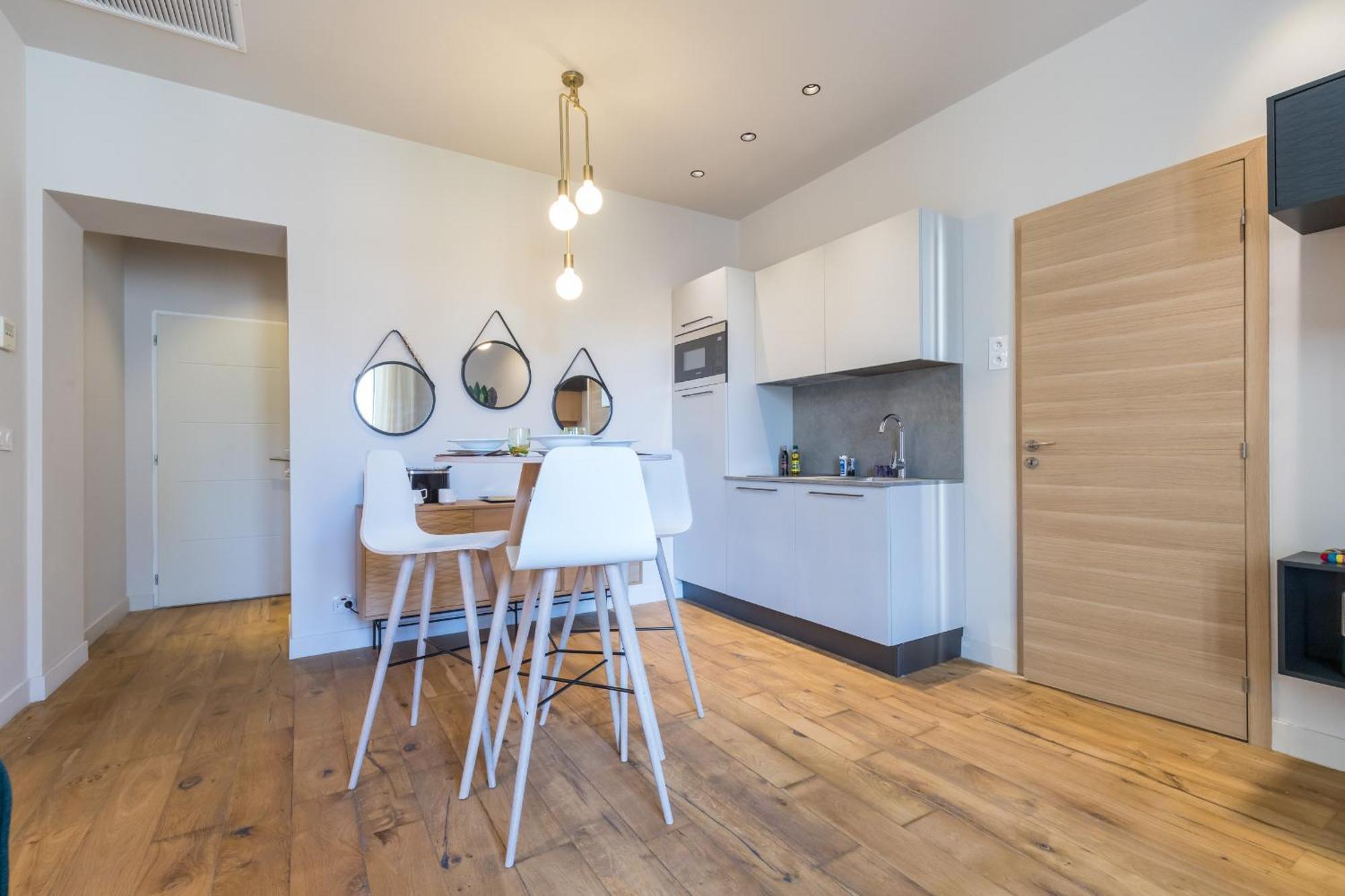 Refined & Cozy 1 Bedroom Downtown Nisa Exterior foto